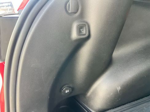 Used 2022 Jeep Compass Limited w/ (RED) Package image 27