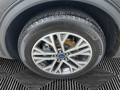 Used 2022 Ford Escape SEL image 14
