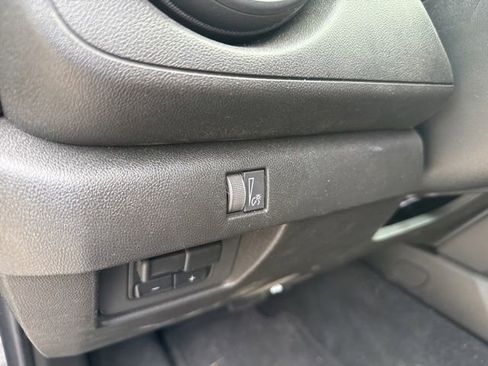 Used 2026 Chevrolet Colorado Trail Boss AWD/4WD image 20