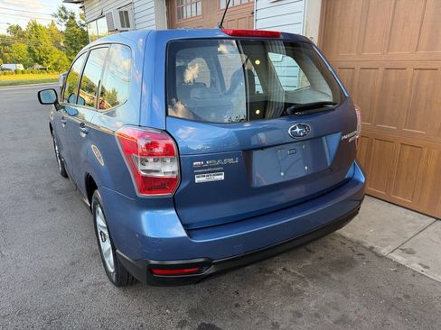 Used 2015 Subaru Forester 2.5i AWD/4WD image 5