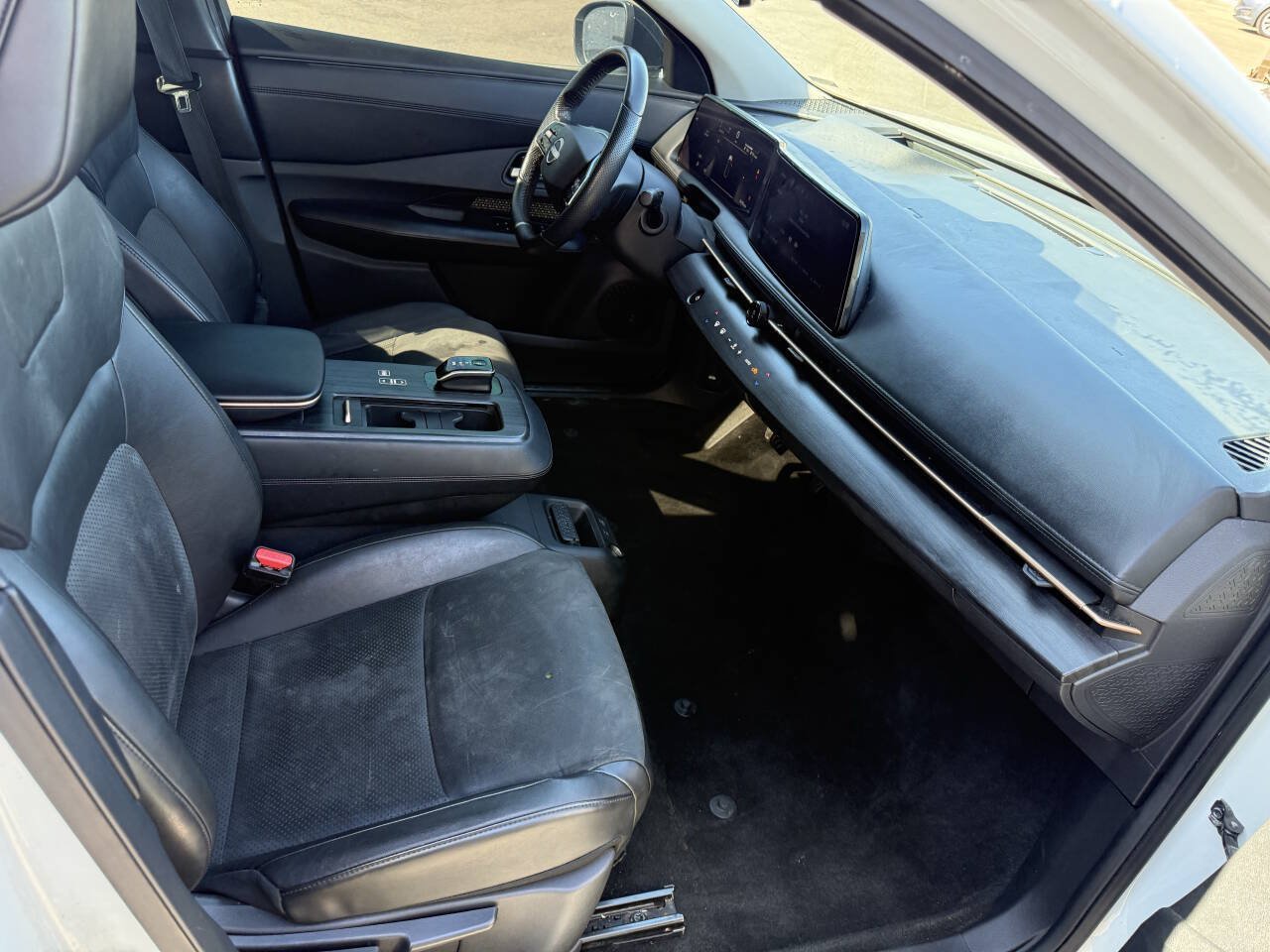 Used 2024 Nissan Ariya AWD image 15