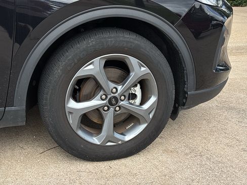 Used 2025 Ford Escape ST-Line FWD image 10