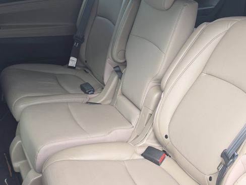 Certified 2023 Honda Odyssey Touring image 11