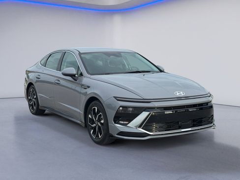 Used 2024 Hyundai Sonata SEL FWD image 5