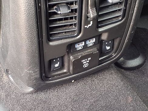 Used 2022 Dodge Durango R/T w/ Tow 'N Go Package image 16