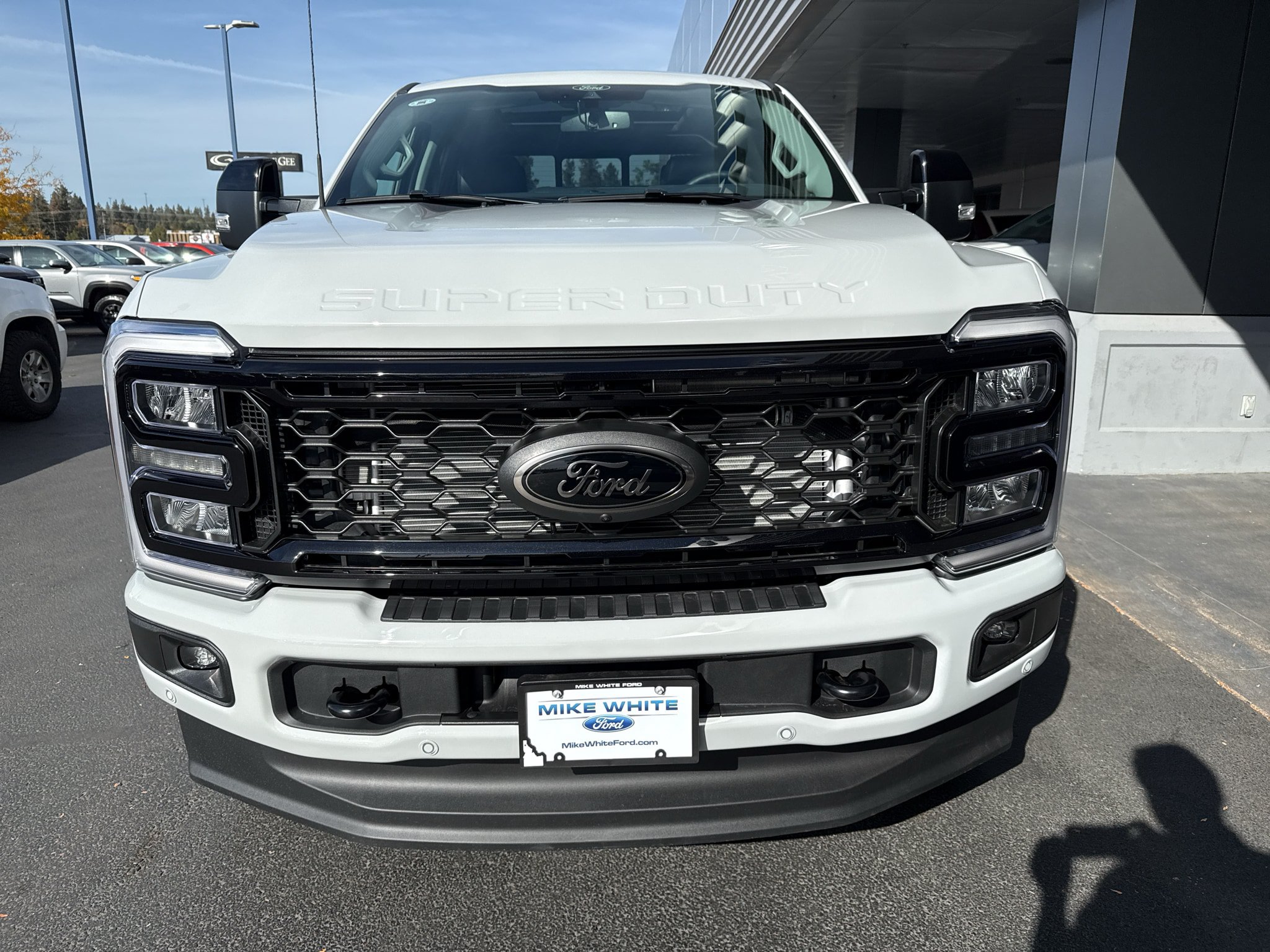 New 2026 Ford F350 Lariat w/ Black Appearance Package AWD/4WD image 2