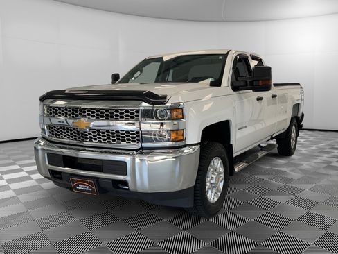 Used 2019 Chevrolet Silverado 2500 W/T w/ WT Convenience Package AWD/4WD image 4