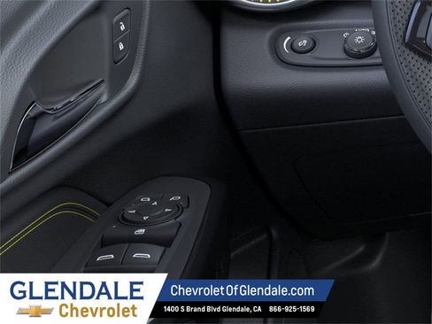 New 2025 Chevrolet Trax LT image 22