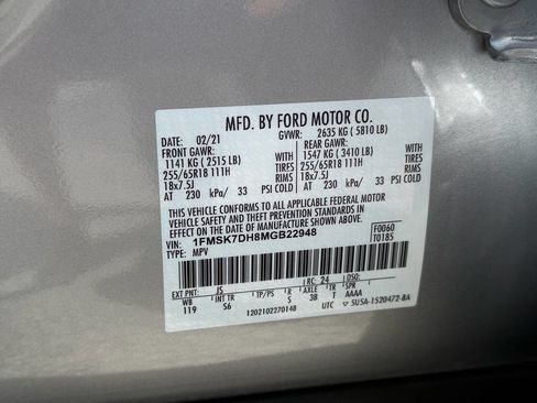 Used 2021 Ford Explorer XLT w/ Equipment Group 202A RWD image 23