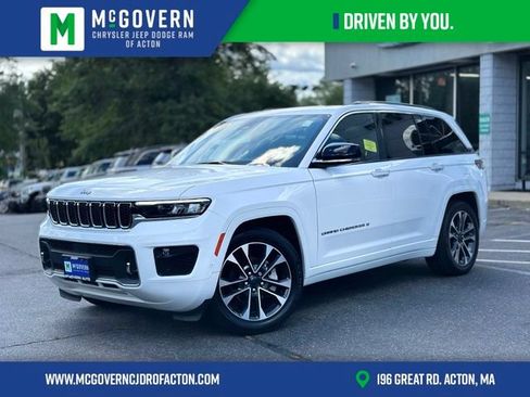 Used 2023 Jeep Grand Cherokee Overland w/ Luxury Tech Group IV AWD/4WD image 1
