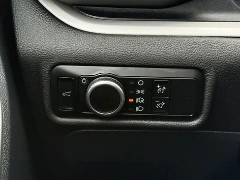 Certified 2023 Ford Explorer XLT image 22