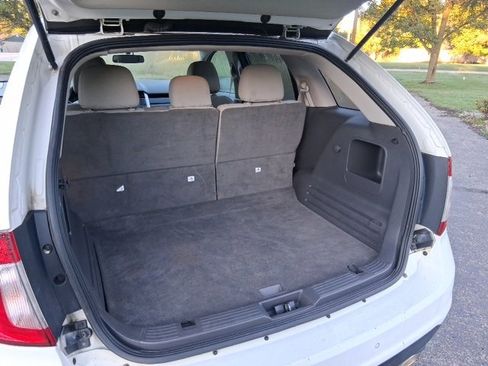 Used 2012 Ford Edge SE image 4