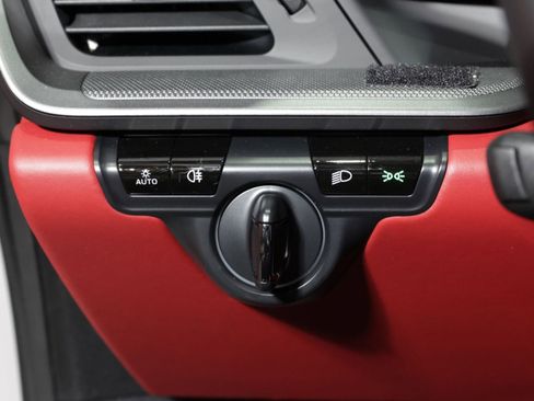 Used 2021 Porsche 911 Targa 4 image 41