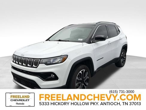 Used 2022 Jeep Compass Limited image 7