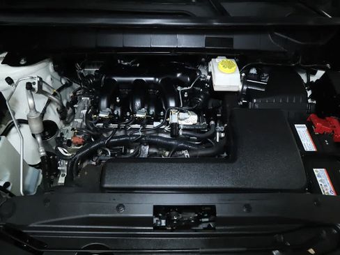Used 2023 Nissan Pathfinder Rock Creek AWD/4WD image 34