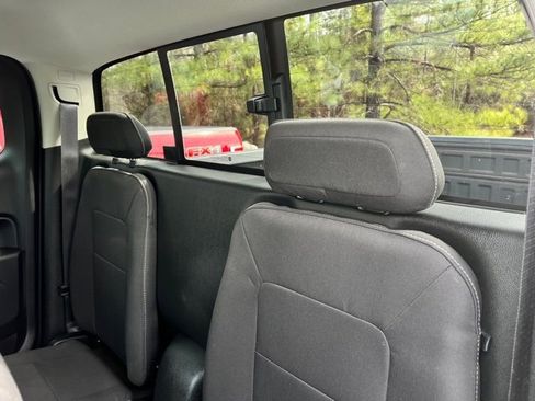 Used 2018 Chevrolet Colorado LT w/ LT Convenience Package image 14