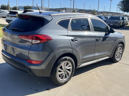 Used 2017 Hyundai Tucson SE image 10