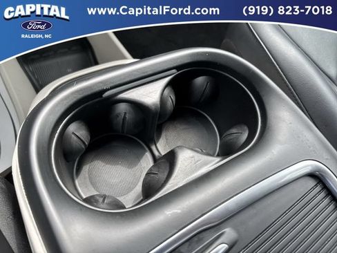 Used 2024 Chrysler Pacifica Touring-L FWD image 31