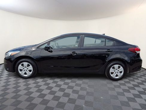 Used 2018 Kia Forte LX w/ LX Rear Camera Package FWD image 8