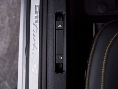 Used 2025 Porsche 911 Turbo S image 35