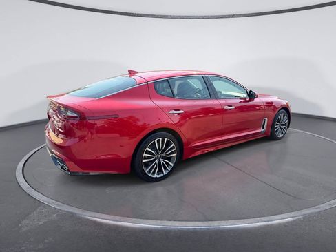 Used 2019 Kia Stinger AWD/4WD image 4