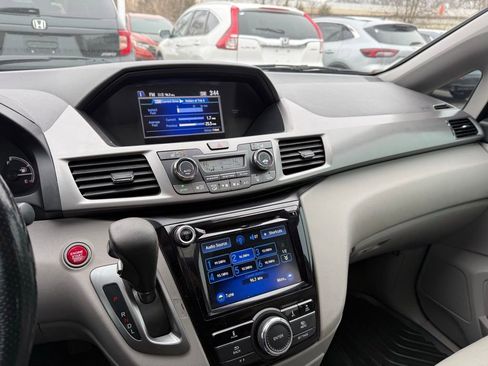 Used 2016 Honda Odyssey EX-L image 12