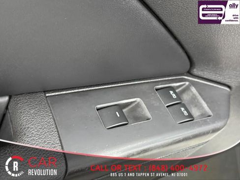 Used 2013 Ford Mustang Convertible image 35