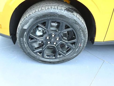 New 2026 Ford Maverick Lariat w/ Black Appearance Package AWD/4WD image 10