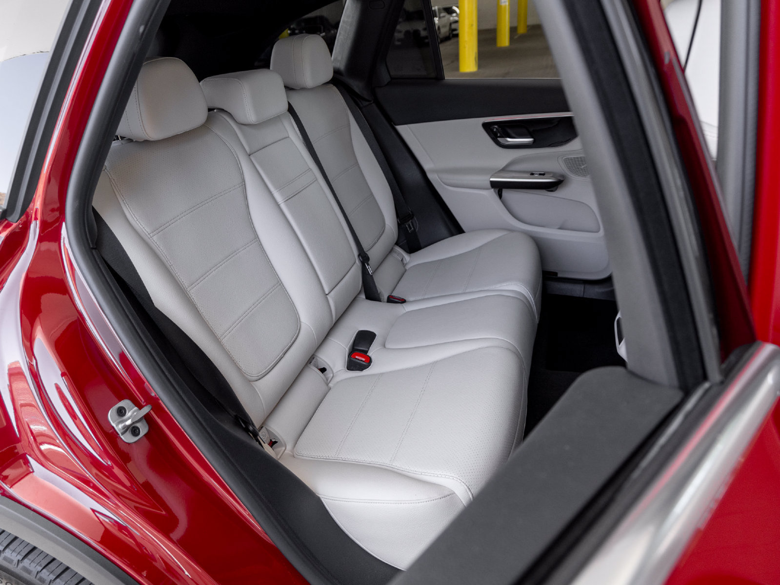 Certified 2026 Mercedes-Benz GLC 300 image 24