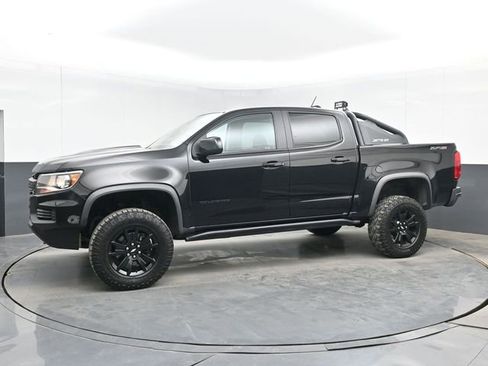 Used 2022 Chevrolet Colorado ZR2 w/ ZR2 Midnight Special Edition AWD/4WD image 11