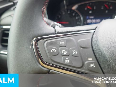 Used 2024 Chevrolet Equinox RS w/ LPO, Floor Liner Package FWD image 30