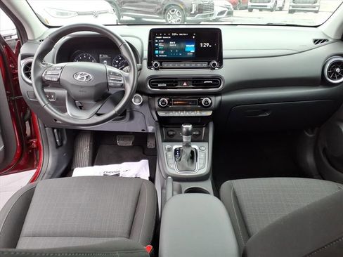 Certified 2023 Hyundai Kona SEL w/ Convenience Package image 7