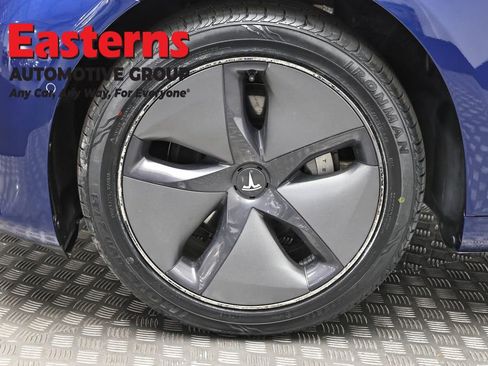 Used 2019 Tesla Model 3 Standard Range image 26