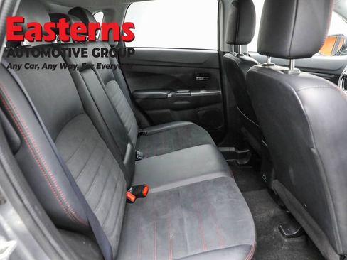 Used 2024 Mitsubishi Outlander Sport AWD image 23