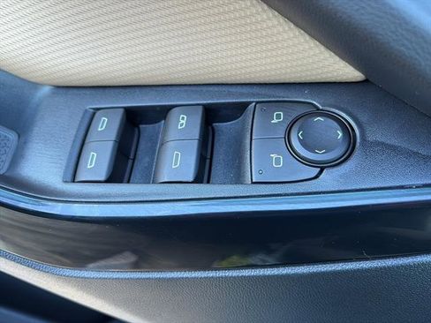 New 2026 Chevrolet Equinox ACTIV w/ Convenience Package III image 16