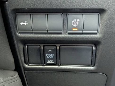 Used 2022 Nissan Armada SL w/ Midnight Edition Package RWD image 40