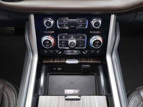 Used 2024 GMC Yukon XL Denali w/ Max Trailering Package image 33