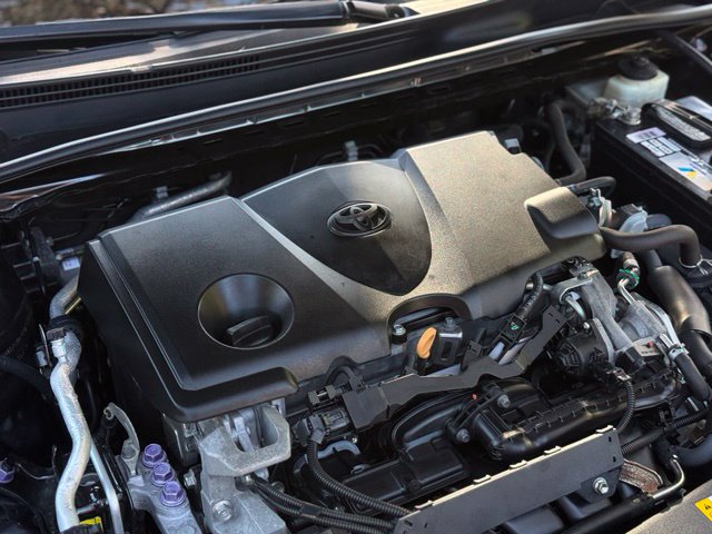 Used 2018 Toyota Camry XSE FWD image 43