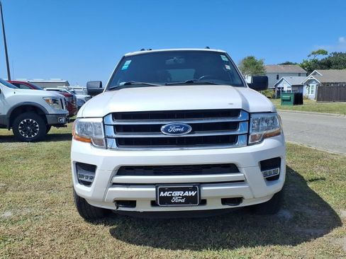 Used 2017 Ford Expedition XLT AWD/4WD image 9