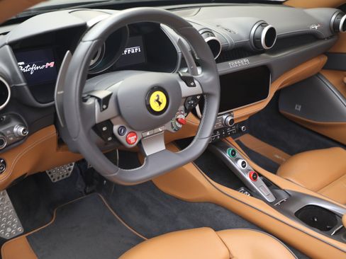 Certified 2022 Ferrari Portofino M RWD image 20