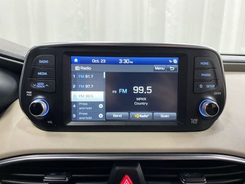 Used 2020 Hyundai Santa Fe SEL w/ Convenience Package image 18