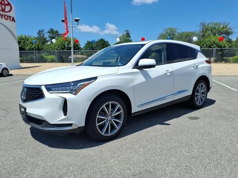 Used 2024 Acura RDX SH-AWD w/ Technology Package image 9