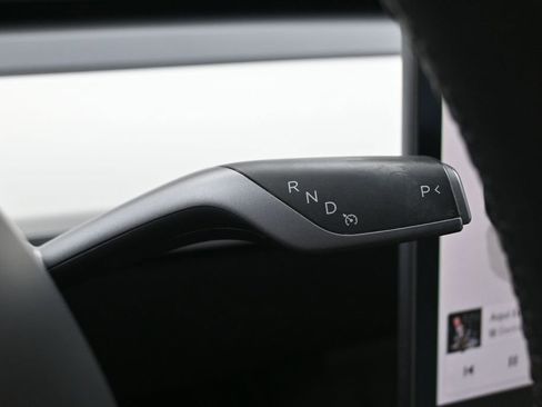 Used 2023 Tesla Model 3 Standard Range image 20