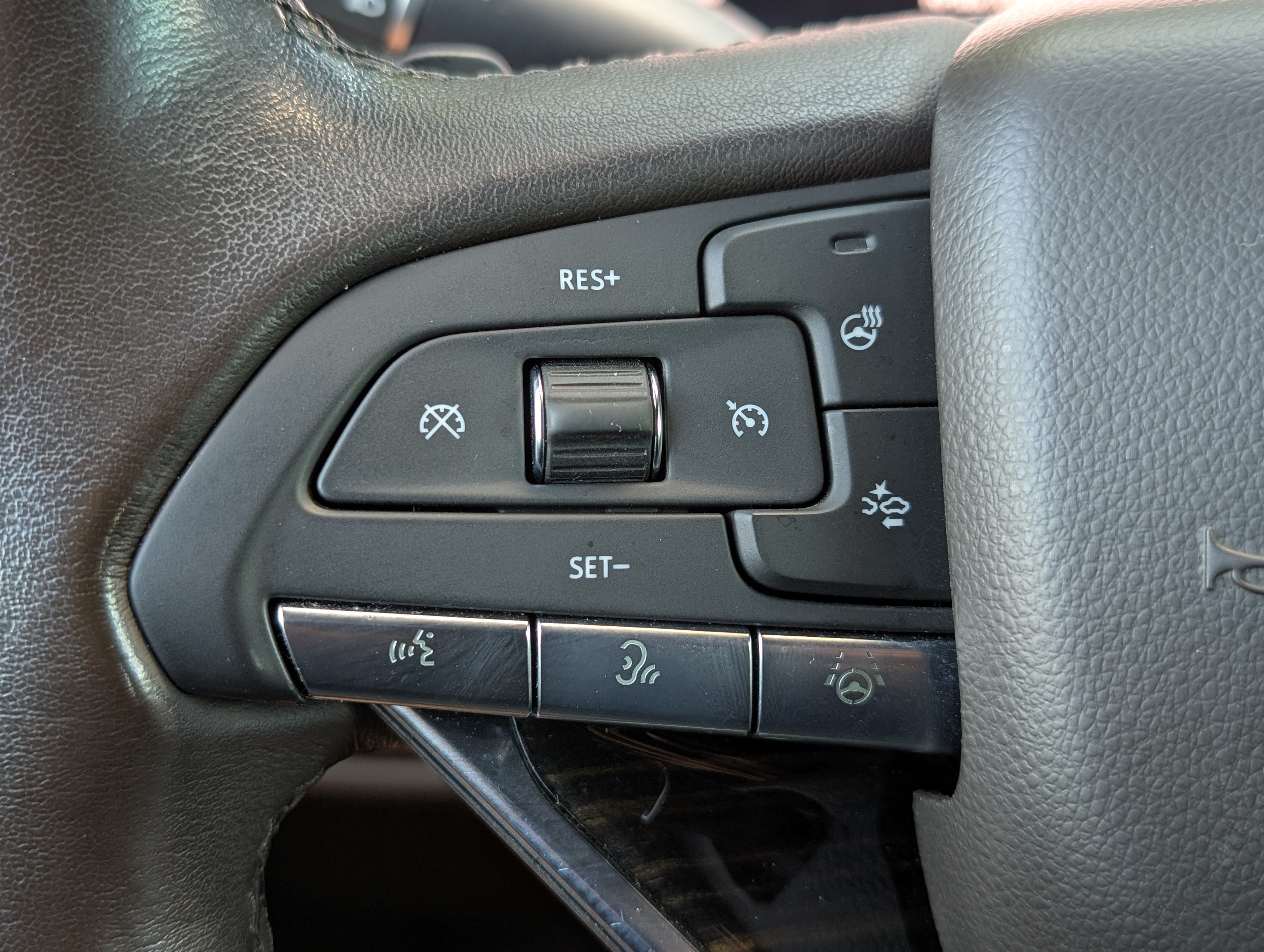 Used 2021 Cadillac Escalade Sport w/ Driver Assist Tech Package RWD image 35