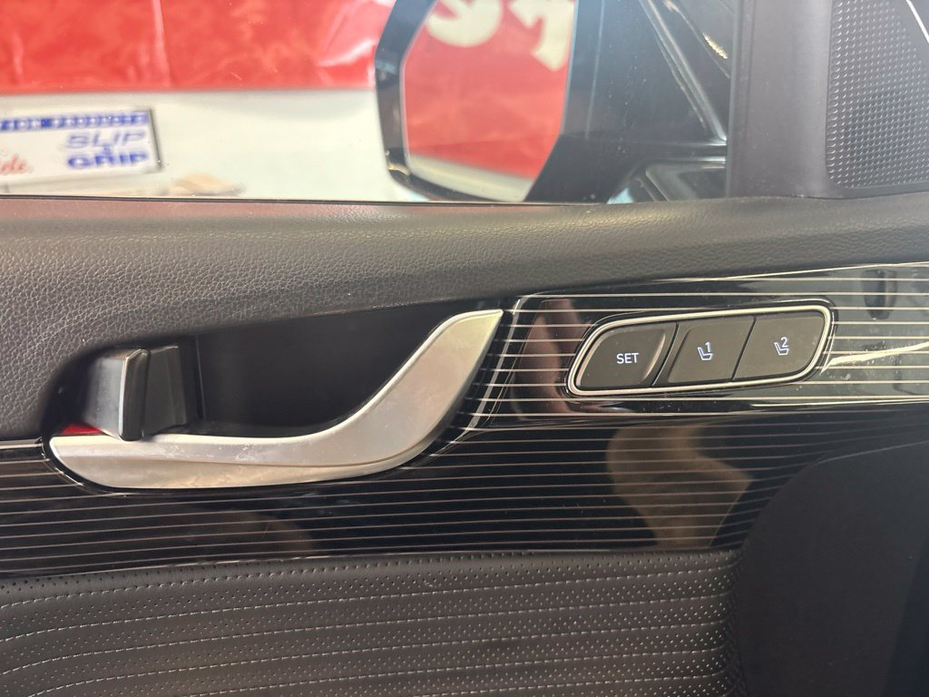 Used 2024 Hyundai Palisade Calligraphy FWD image 39