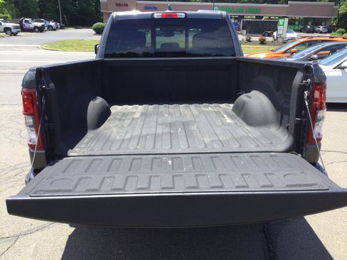 Used 2021 RAM 1500 Big Horn AWD/4WD image 16