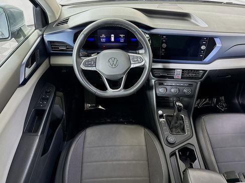 Used 2022 Volkswagen Taos SE AWD/4WD image 3