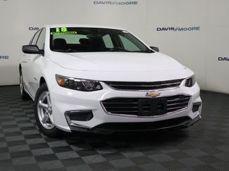 Used 2018 Chevrolet Malibu LS FWD video 2