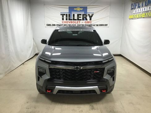 New 2026 Chevrolet Traverse Z71 w/ Enhanced Driving Package image 2