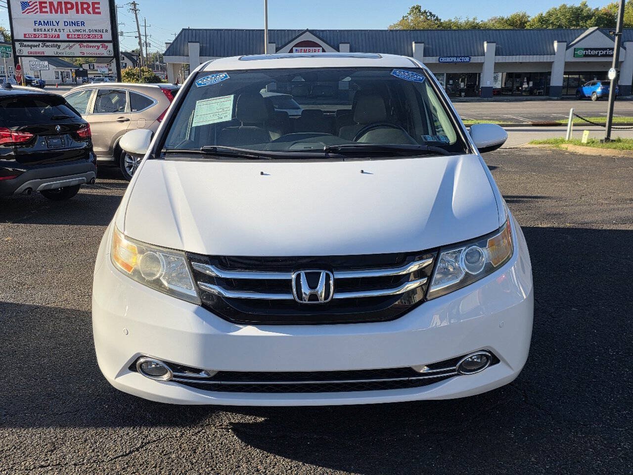 Used 2014 Honda Odyssey Touring Elite image 4